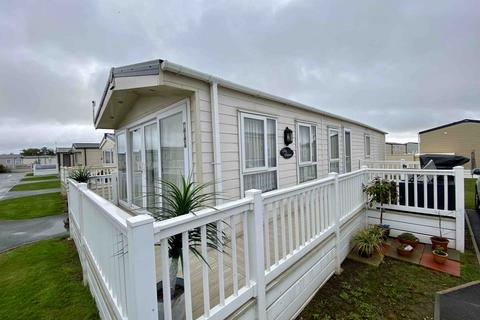 2 bedroom mobile home for sale, Suffolk Sands Holiday Park , IP11