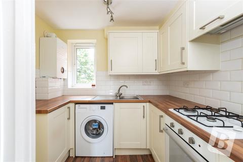 27 Lupin Close, Rush Green, Romford, RM7 0WY