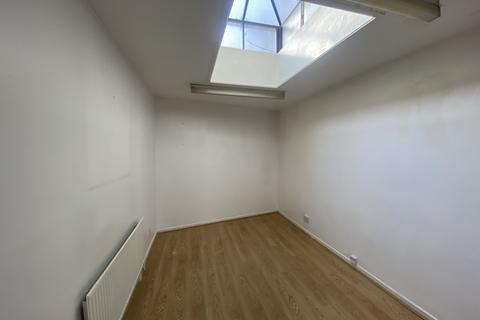 Shop to rent, Caxton Place, Newport NP20