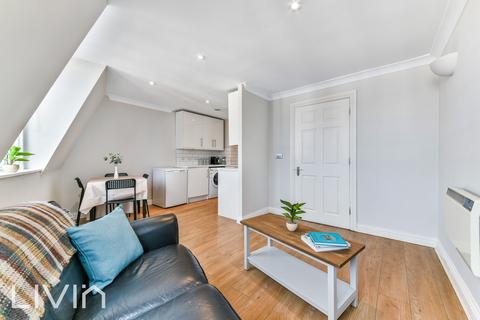 2 bedroom flat for sale, 45 Streatham Hill, London SW2