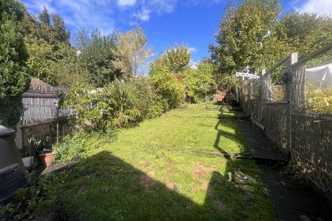6 Mount Pleasant, Pill, Bristol, BS20 0ES