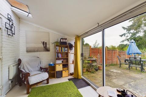 79 Tudor Way, Worcester, WR2 5QN