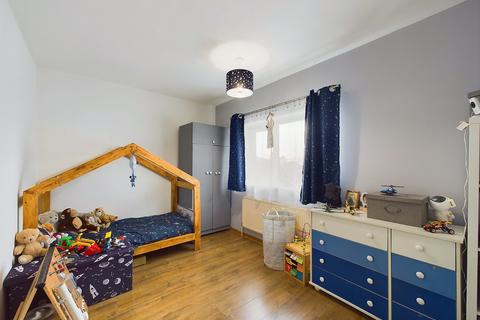 79 Tudor Way, Worcester, WR2 5QN