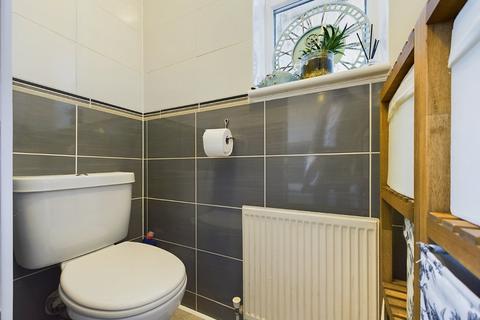 79 Tudor Way, Worcester, WR2 5QN