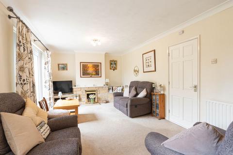 4 bedroom semi-detached house for sale, Mickle Way, Forest Hill, OX33