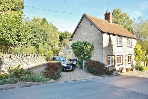 3 bedroom cottage for sale, Leafield Road, Crawley, OX29