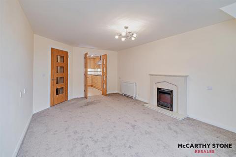 1 bedroom apartment for sale, Oakfield Court, Crofts Bank Road, Urmston, Manchester, M41 0AA