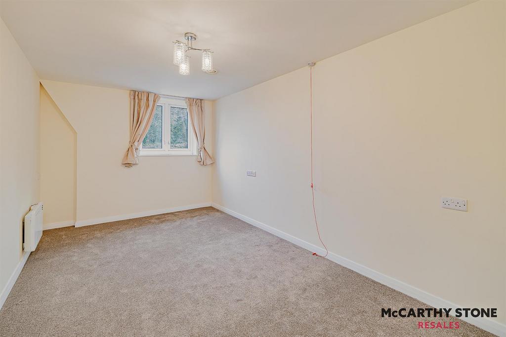 8622124-interior06-800.JPG
