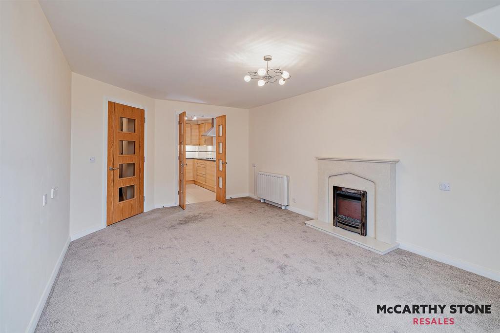 8622124-interior03-800.JPG
