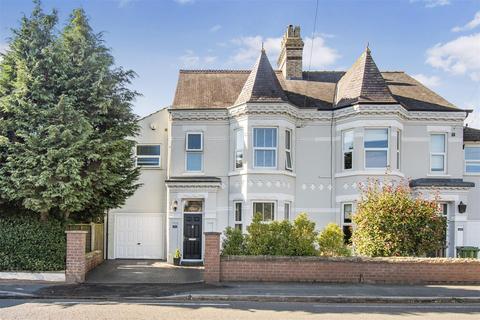 5 bedroom character property for sale, York Road, Haxby