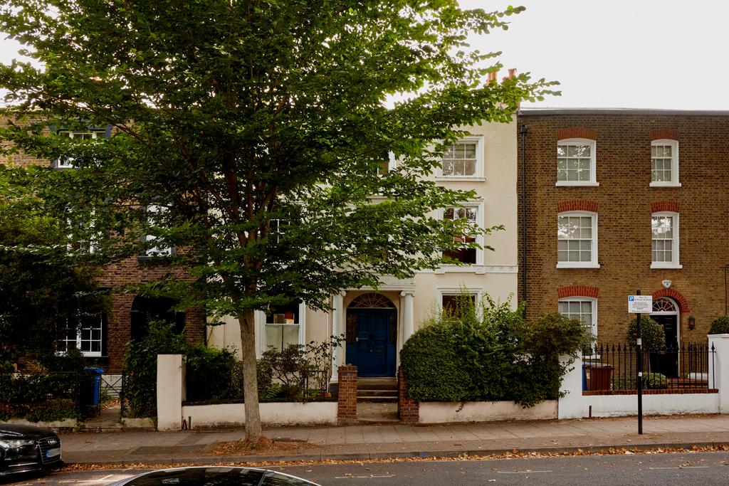 231476   24.08.30 inigo camberwell grove hires ...