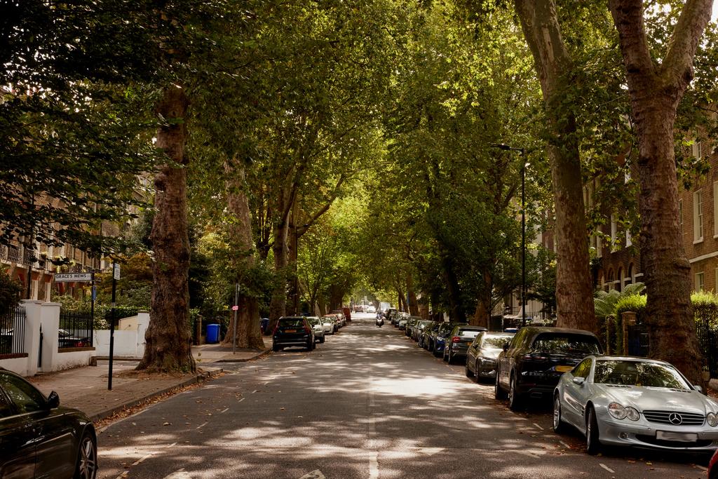 231480   24.08.30 inigo camberwell grove hires ...