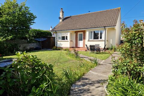 2 bedroom detached bungalow to rent, Victoria Road, Bude EX23