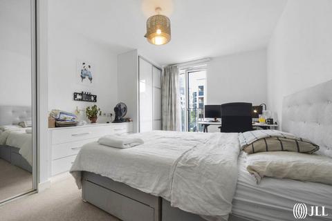 3 bedroom apartment for sale, Windsor House, Peloton Avenue, London, E20