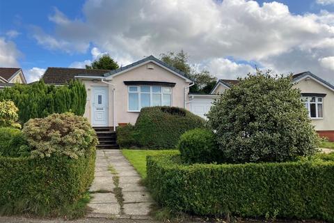 2 bedroom semi-detached bungalow for sale, Hollowell Lane, Horwich, Bolton