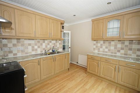 2 bedroom semi-detached bungalow for sale, Hollowell Lane, Horwich, Bolton