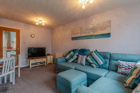 2 bedroom house to rent, Plas Pamir, Penarth Marina