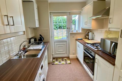 10 James Court, Collingham, Wetherby, LS22 5PA