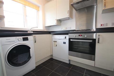 2 bedroom house to rent, Primrose Lane, Cambridge CB24