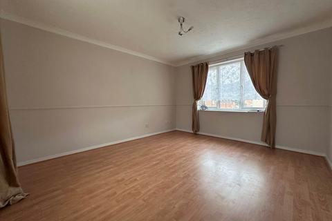 2 bedroom flat for sale, Halifield Drive, Belvedere DA17