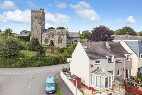 3 bedroom end of terrace house for sale, Church Meadow, Barnstaple EX32