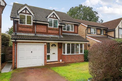 18 Wychwood Close, Sunbury-on-thames, TW16 7RF
