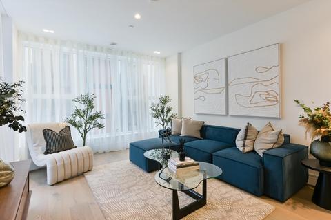 1 bedroom flat for sale, Chiswick Green, London, W4