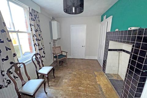 329 Ditchling Road, Brighton, BN1 6JJ