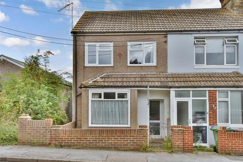 2 bedroom end of terrace house for sale, Barton Hill Drive, Minster On Sea, Sheerness, Kent