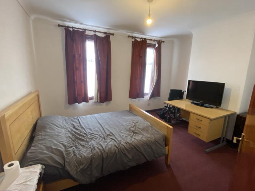 Master Bedroom.jpg