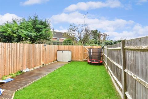 4 Hamilton Close, Snodland, ME6 5GA