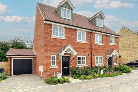 4 bedroom semi-detached house for sale, Webb Avenue, Newmarket, Suffolk