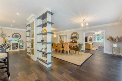 6 bedroom detached house for sale, Frensham Vale, Lower Bourne, Farnham, Surrey