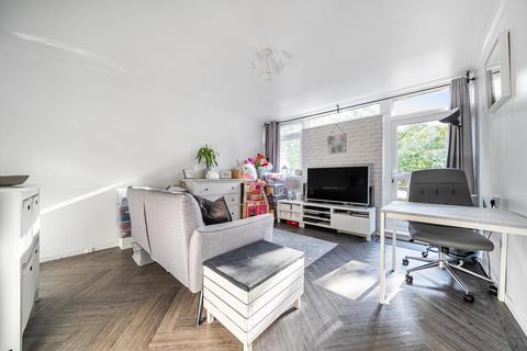 1 bedroom flat for sale, Renforth Street, Southwark