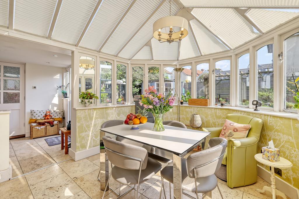 Conservatory/Kitchen