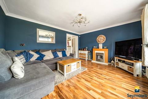 6 Brocks Drive, Fairlands, Guildford, GU3 3ND