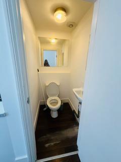 Studio to rent, 9 Kenton Road, Harrow HA1