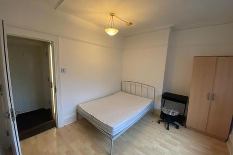 undefined, 9 Kenton Road, Harrow HA1
