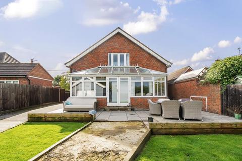 4 bedroom detached house for sale, Weston Turville,  Buckinghamshire,  HP22