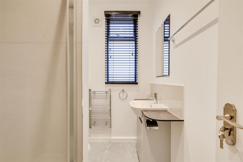 Apartment in London - View 3