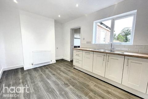 6 Herneside, Welney, Wisbech, PE14 9SB