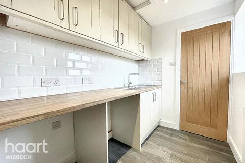 6 Herneside, Welney, Wisbech, PE14 9SB