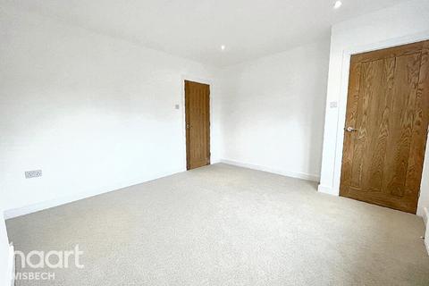 6 Herneside, Welney, Wisbech, PE14 9SB