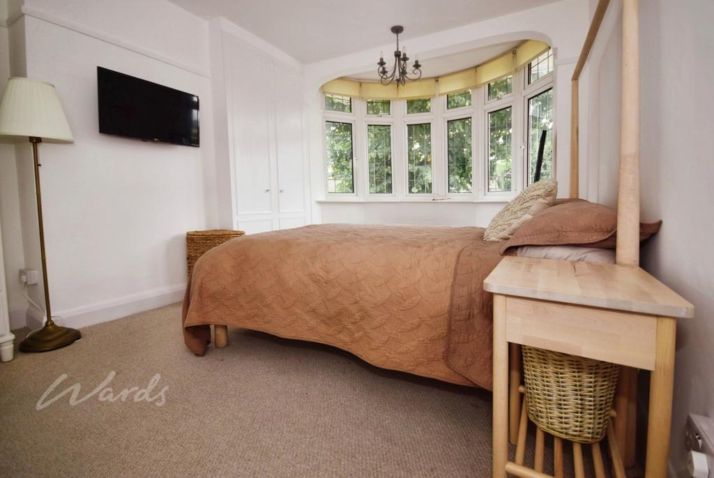 Third avenue bed 1
