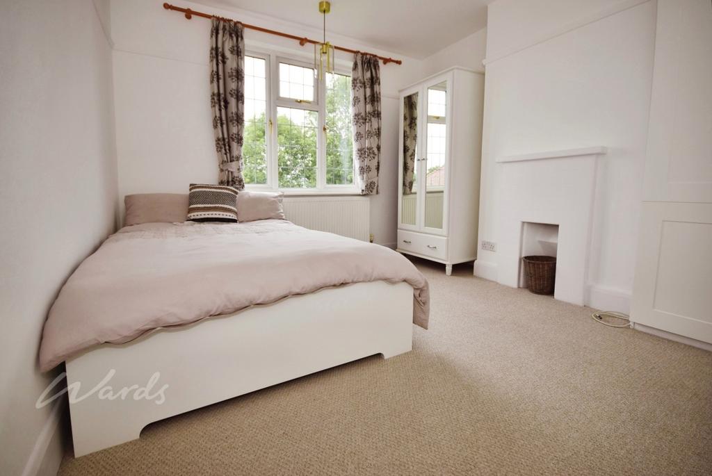 Third avenue bed 2