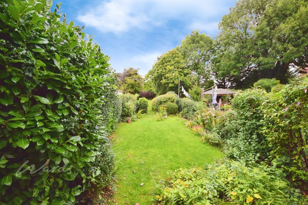 Third avenue garden