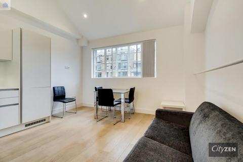 Studio to rent, Clyde Square, London E14