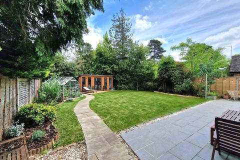 5 bedroom detached house for sale, Ashtead