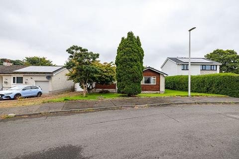 3 bedroom detached bungalow for sale, 4 Kingscroft, Kelso TD5 7NU