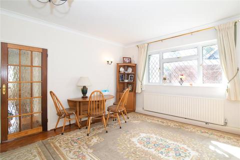 2 bedroom bungalow for sale, Lime Grove, Twickenham, TW1